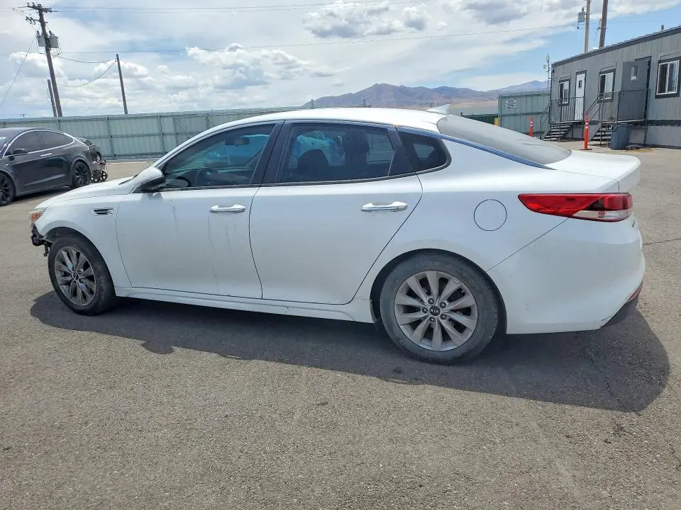 2017 KIA OPTIMA LX  