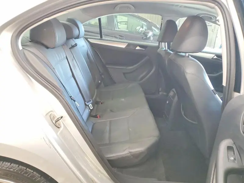 2012 VOLKSWAGEN JETTA TDI  