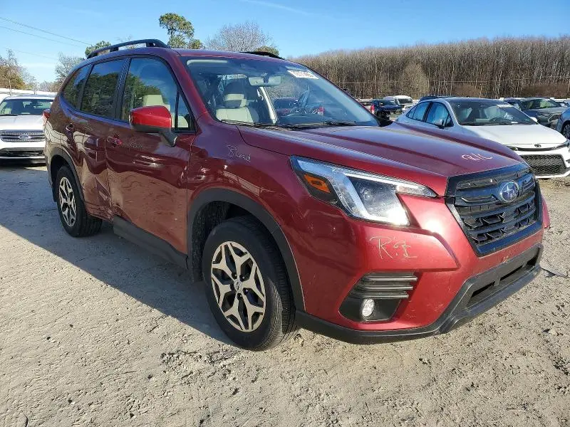 2024 SUBARU FORESTER PREMIUM  