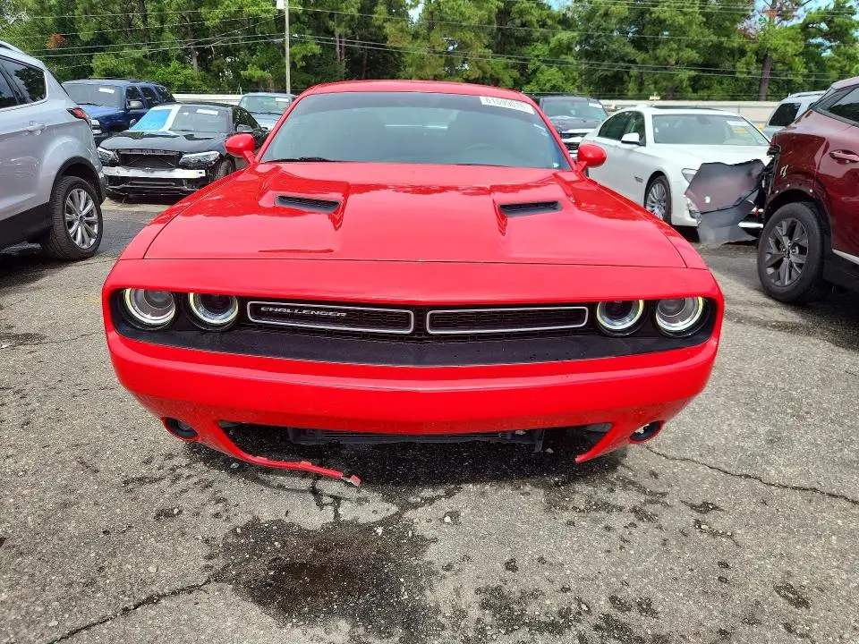2019 DODGE CHALLENGER SXT  