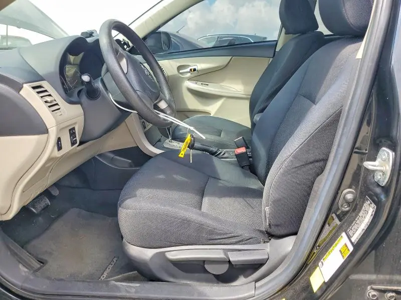 2012 TOYOTA COROLLA LE  