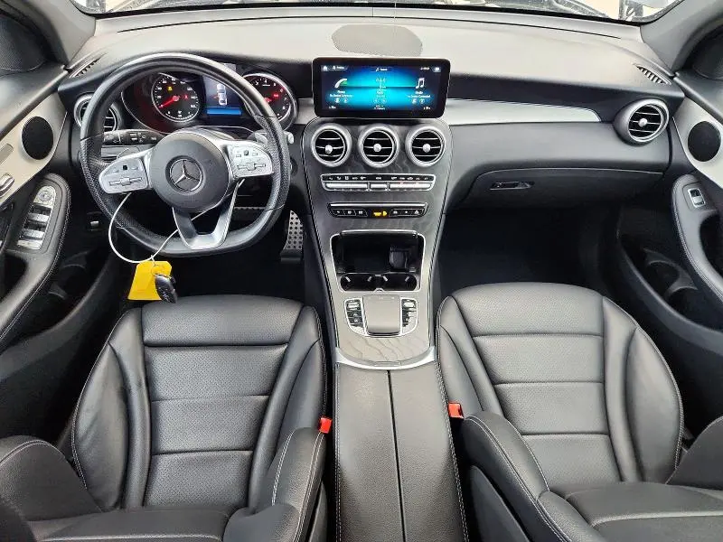 2022 MERCEDES-BENZ GLC 300  