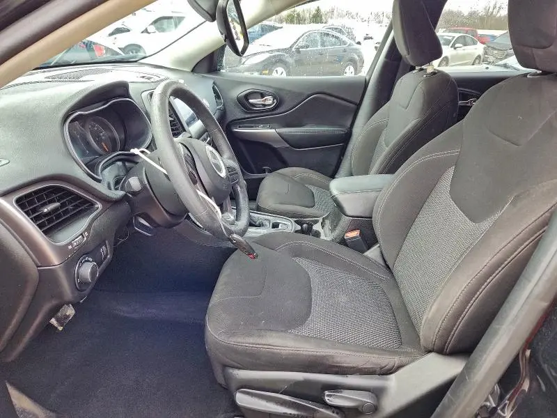 2021 JEEP CHEROKEE LATITUDE  