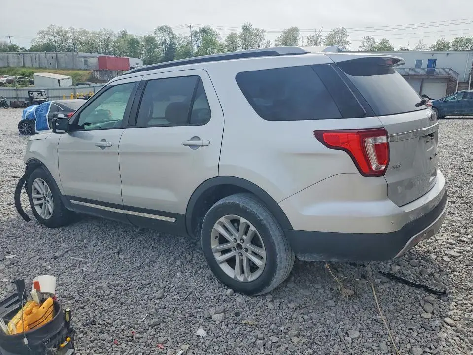 2017 FORD EXPLORER XLT  