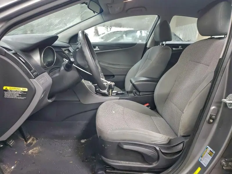 2011 HYUNDAI SONATA GLS  