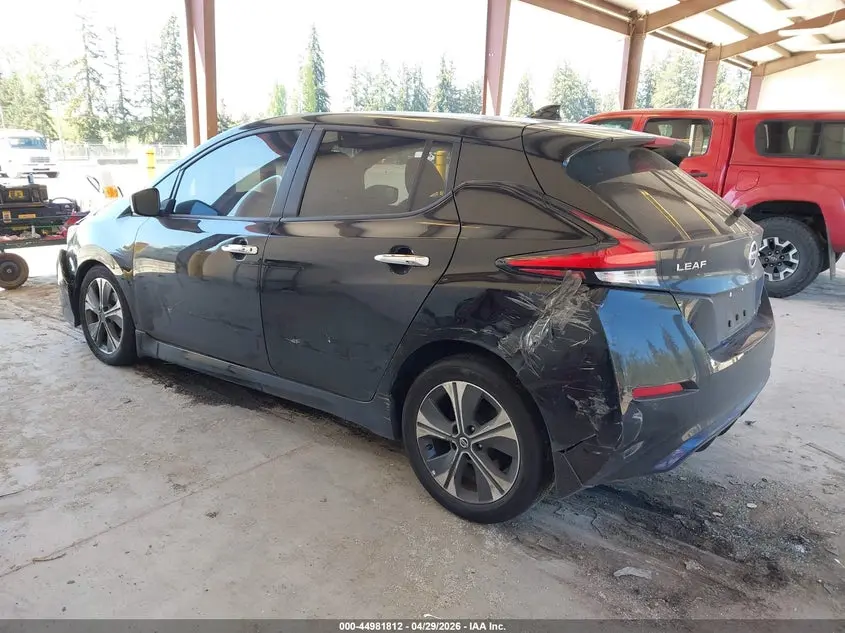 2022 NISSAN LEAF SV 40 KWH