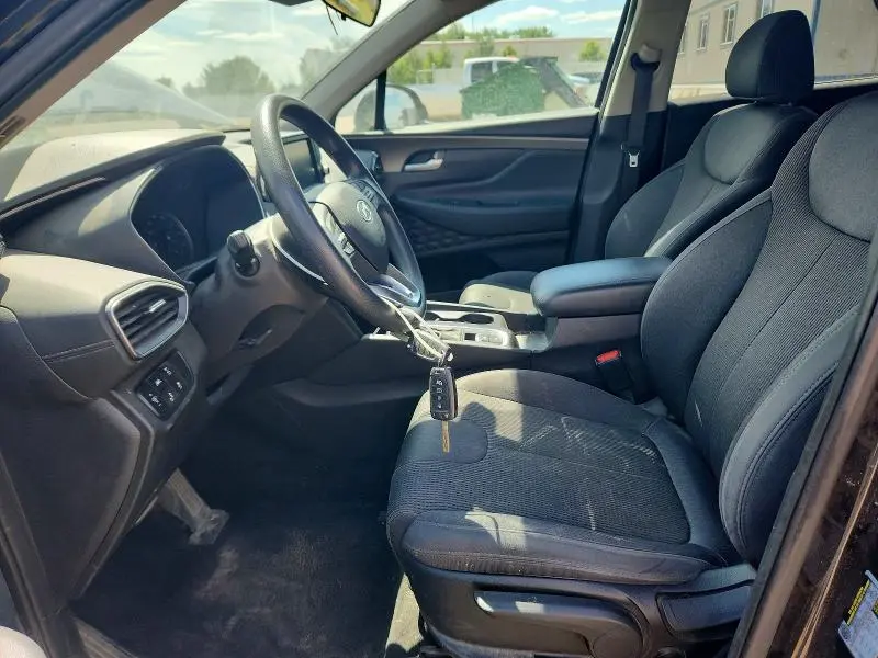 2019 HYUNDAI SANTA FE SE  
