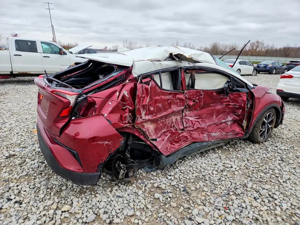 2018 TOYOTA C-HR XLE  