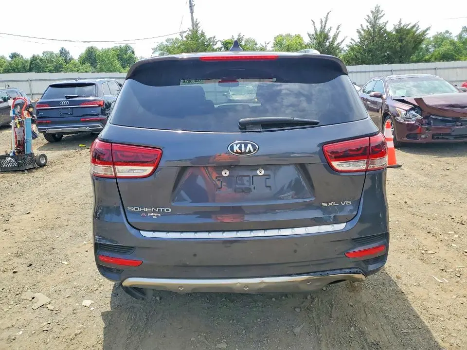 2017 KIA SORENTO SX LIMITED V6  