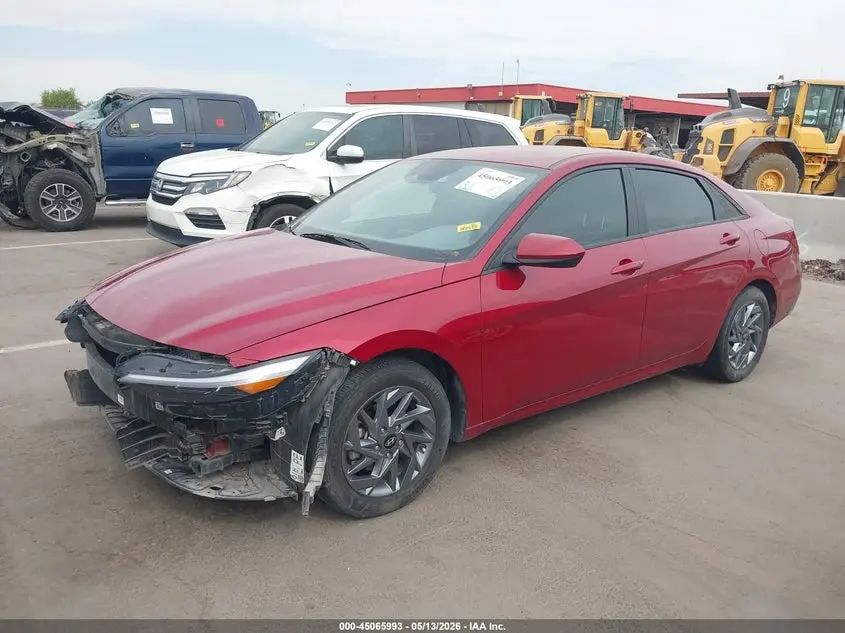 2024 HYUNDAI ELANTRA SEL