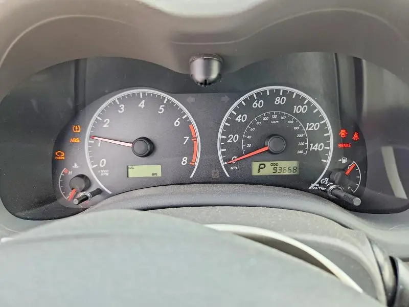 2010 TOYOTA COROLLA LE  