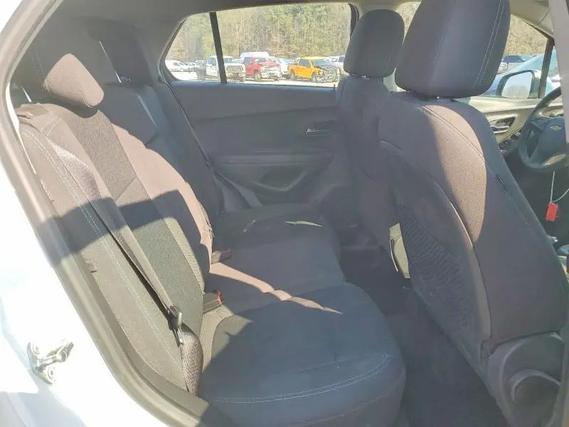 2015 CHEVROLET TRAX LS  