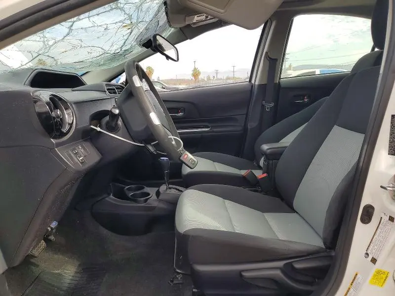 2015 TOYOTA PRIUS C THREE  