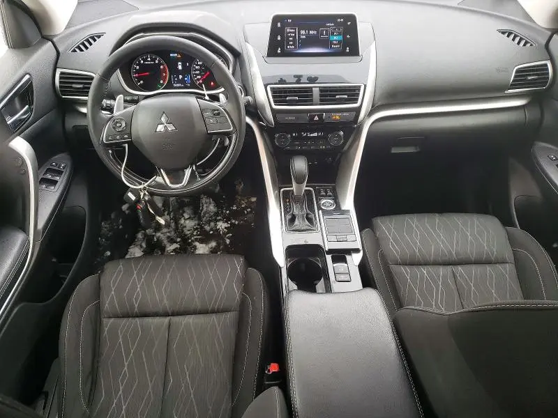 2018 MITSUBISHI ECLIPSE CROSS LE  