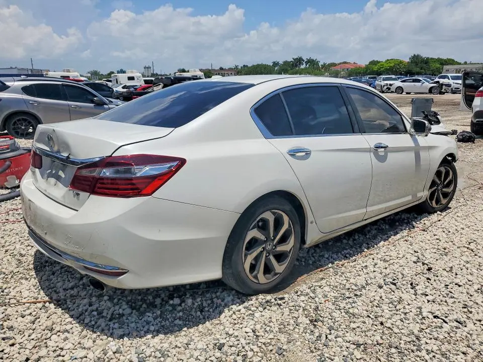 2017 HONDA ACCORD EXL  