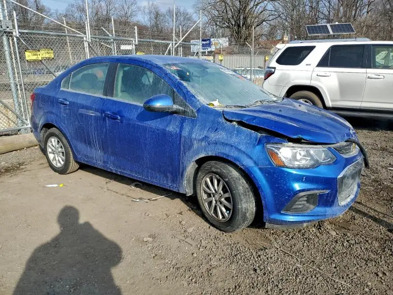 2020 CHEVROLET SONIC LT  