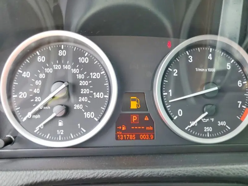 2011 BMW X6 XDRIVE35I  