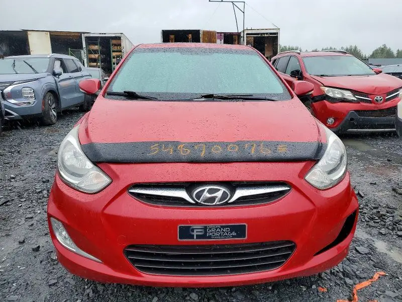 2012 HYUNDAI ACCENT SE  