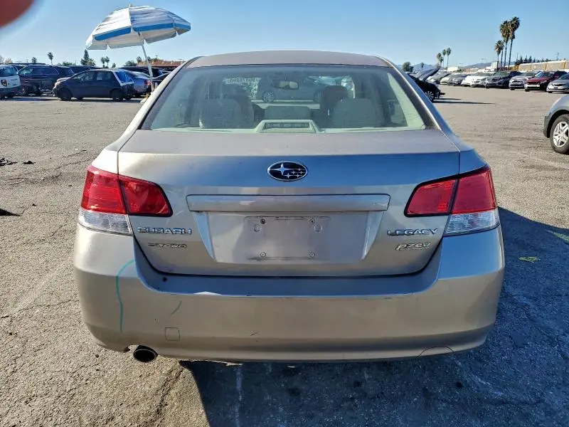 2014 SUBARU LEGACY 2.5I  