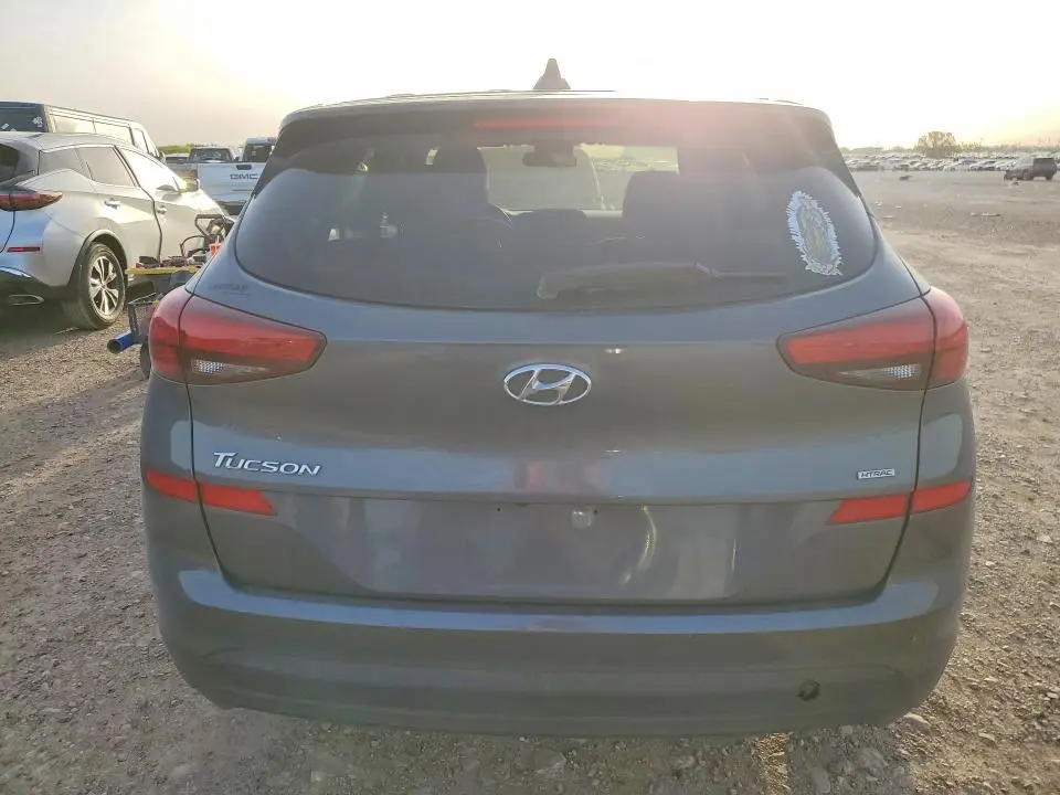 2019 HYUNDAI TUCSON SE  