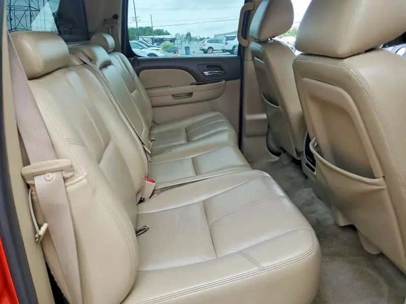 2011 CHEVROLET AVALANCHE LT  
