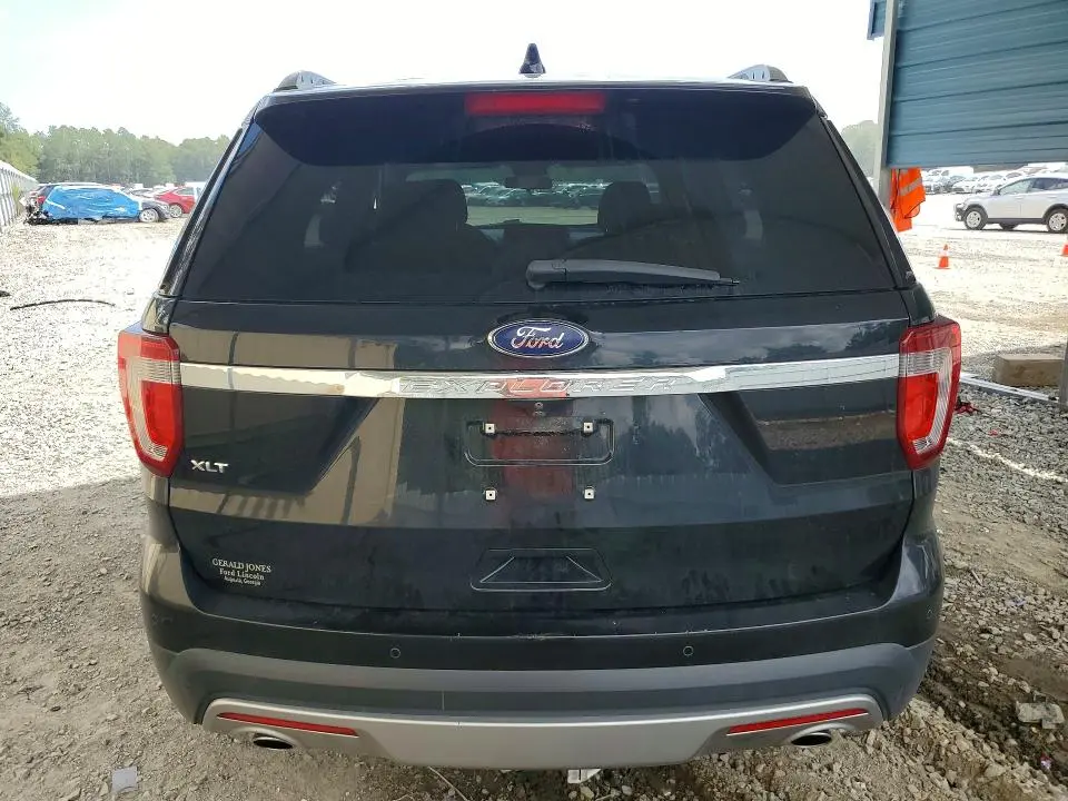 2017 FORD EXPLORER XLT  