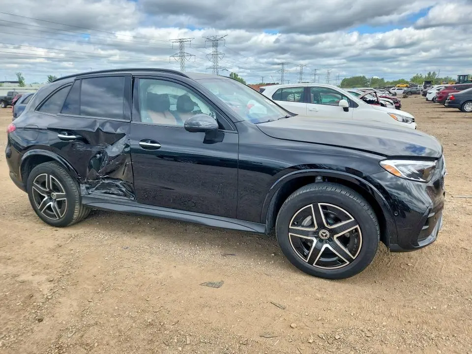 2025 MERCEDES-BENZ GLC 300 4MATIC  