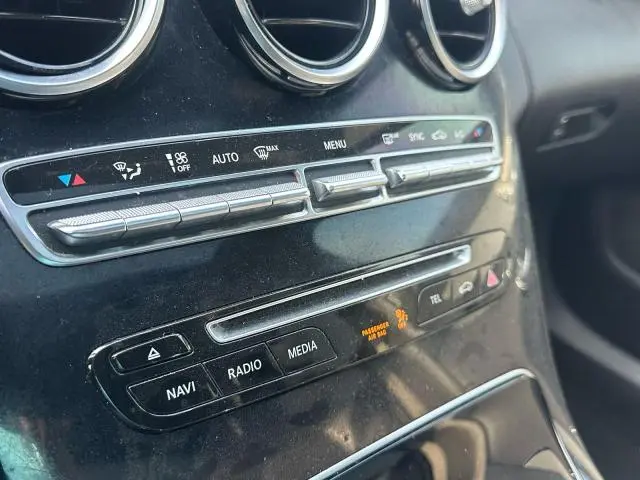 2018 MERCEDES-BENZ C 300  