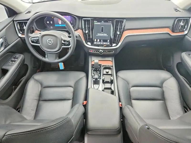 2024 VOLVO S60 PLUS  