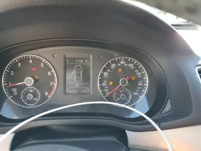 2013 VOLKSWAGEN PASSAT SE  