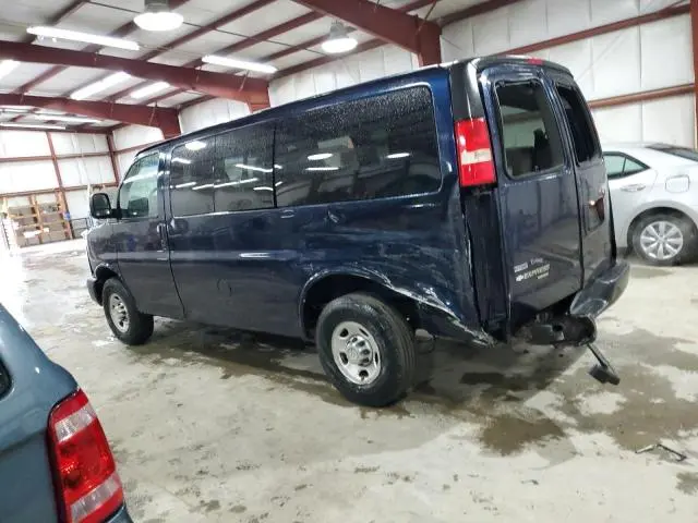 2010 CHEVROLET EXPRESS G2500 LS  