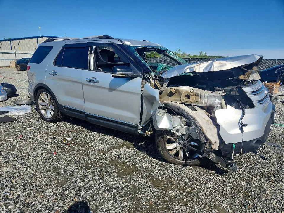 2011 FORD EXPLORER XLT  