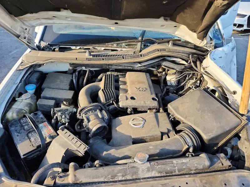 2012 NISSAN PATHFINDER S  