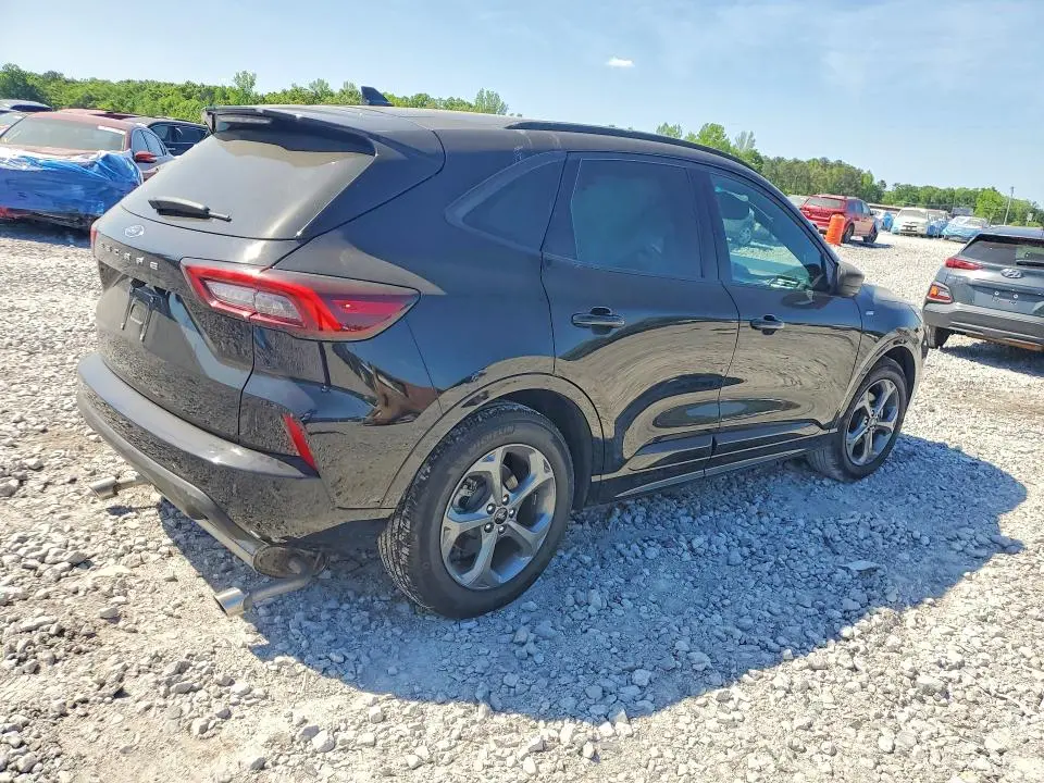 2024 FORD ESCAPE ST LINE  