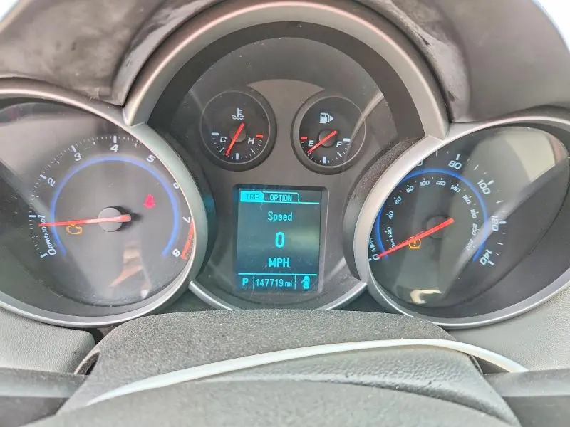2014 CHEVROLET CRUZE LS  