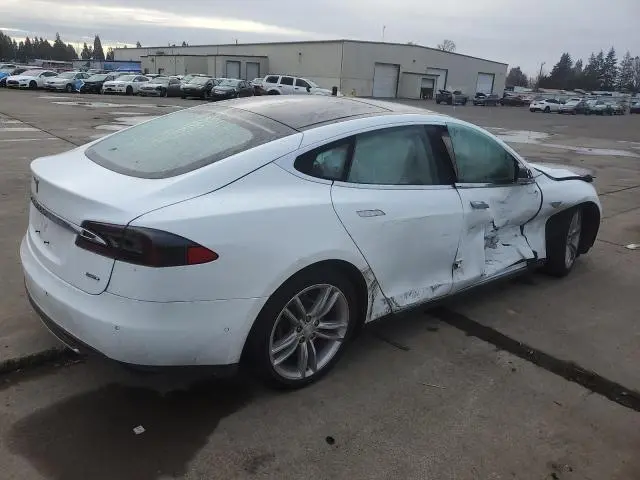 2015 TESLA MODEL S 85D  