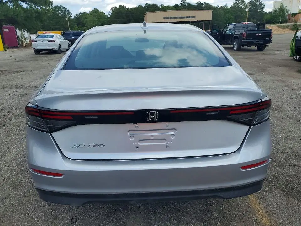 2025 HONDA ACCORD LX  