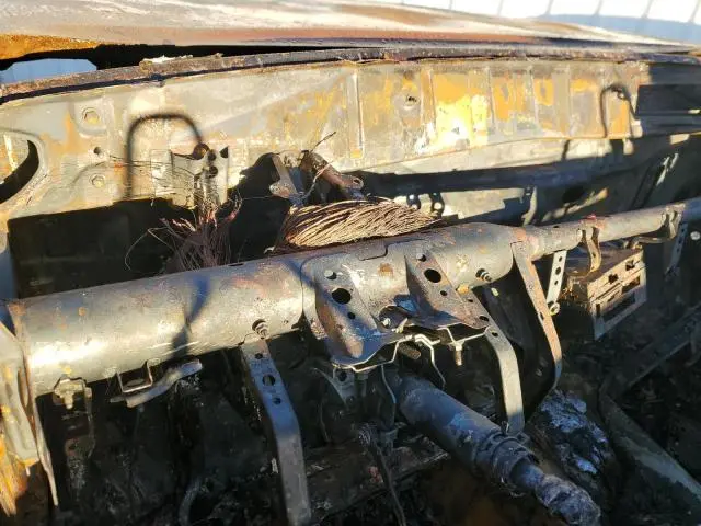 2015 TOYOTA TUNDRA CREWMAX SR5  