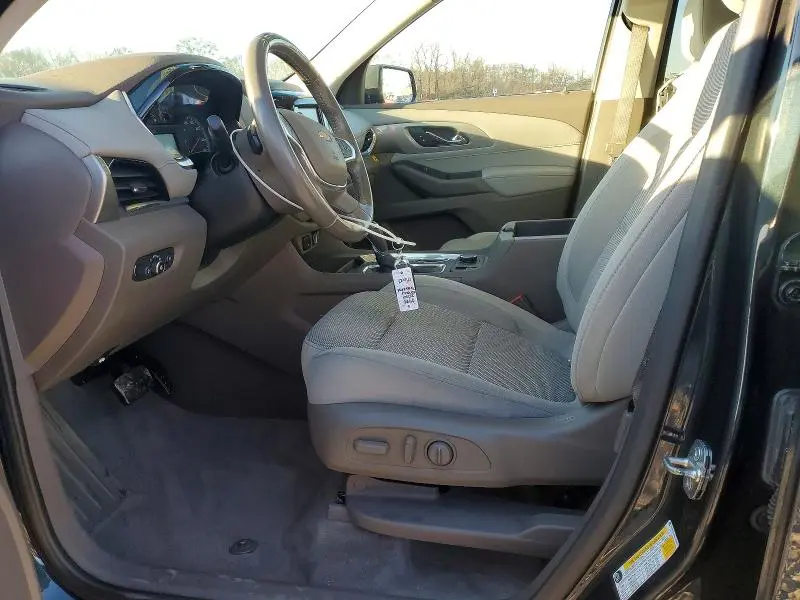 2020 CHEVROLET TRAVERSE LT  