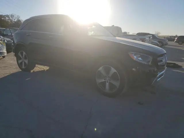 2016 MERCEDES-BENZ GLC 300  