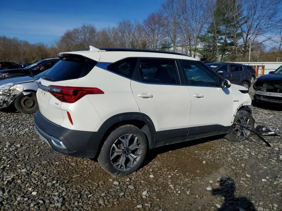 2021 KIA SELTOS EX  