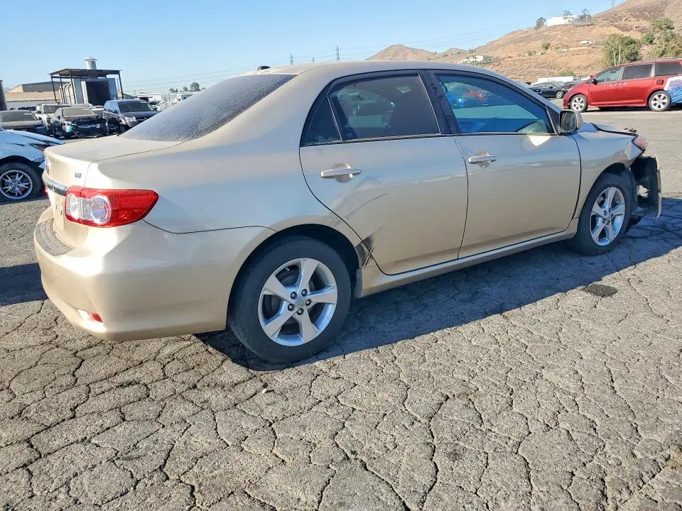2012 TOYOTA COROLLA LE  