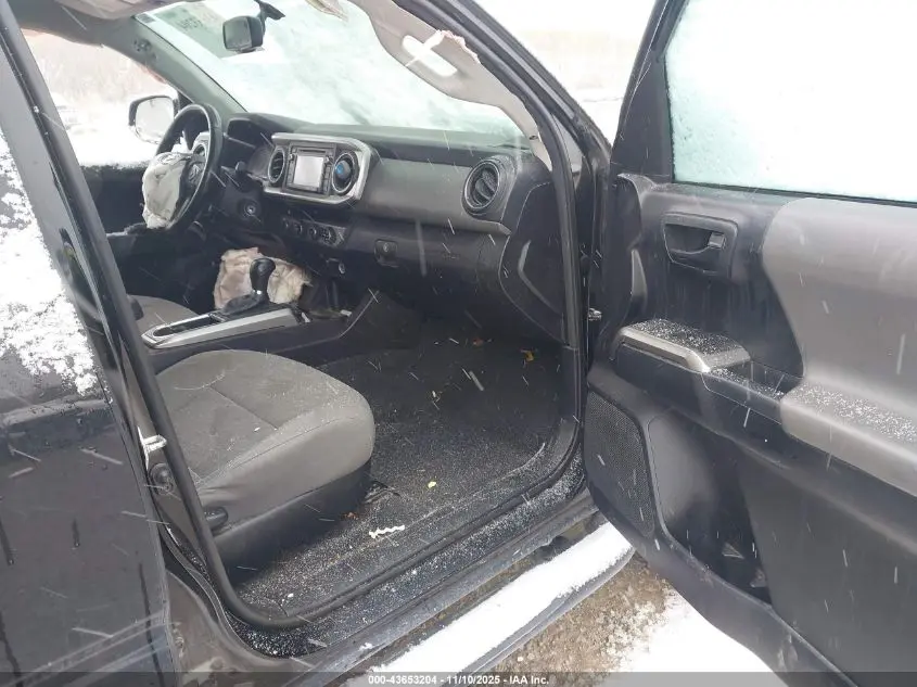 2016 TOYOTA TACOMA SR5 V6