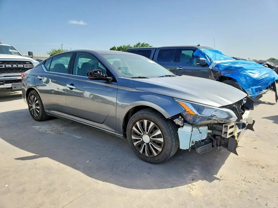 2019 NISSAN ALTIMA S  