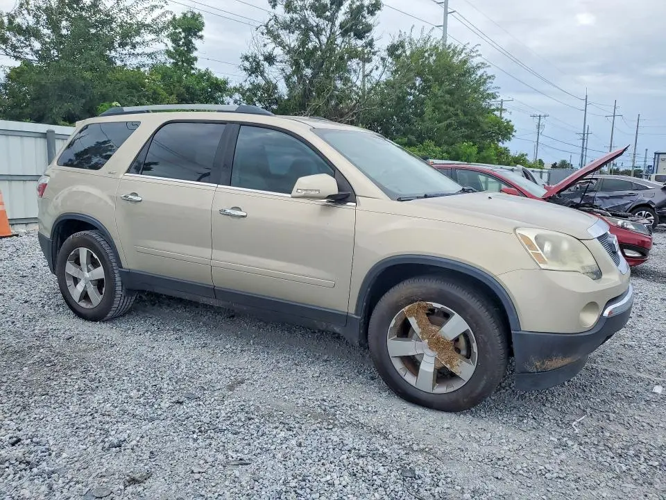 2011 GMC ACADIA SLT-1  