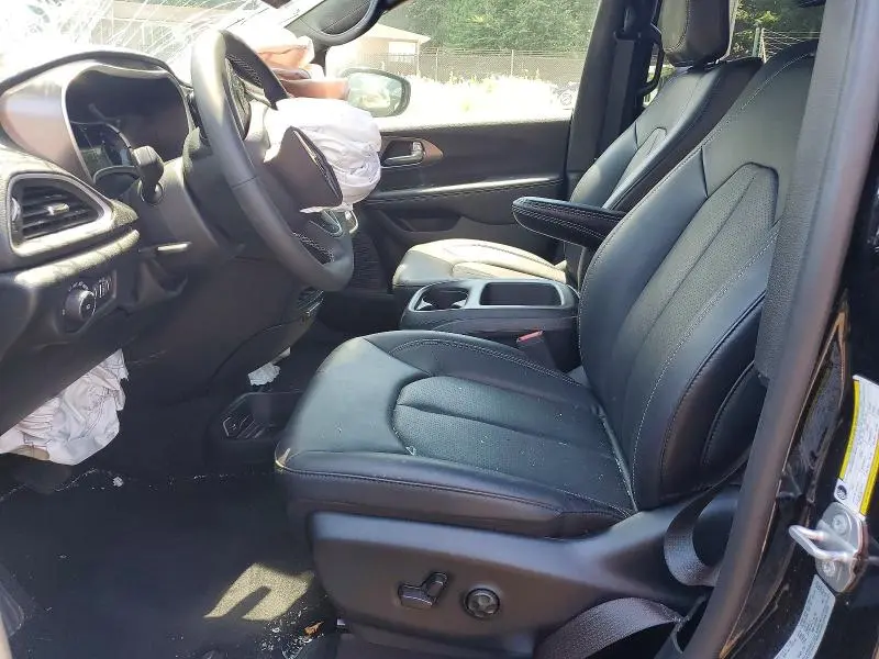 2025 CHRYSLER PACIFICA HYBRID SELECT  