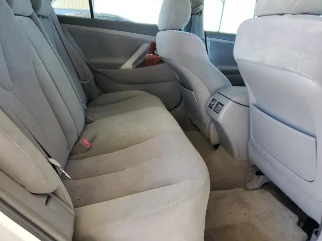 2010 TOYOTA CAMRY BASE  
