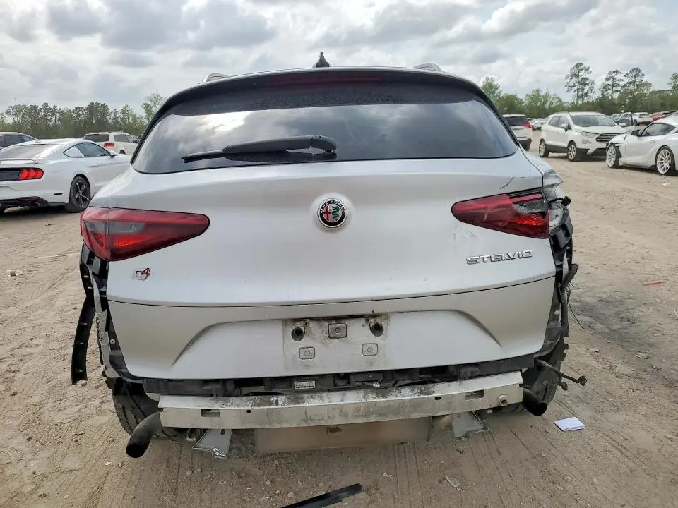2018 ALFA ROMEO STELVIO TI SPORT  