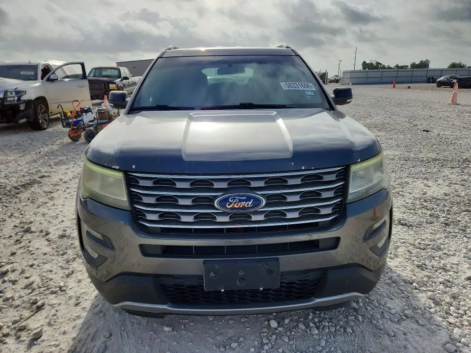 2017 FORD EXPLORER XLT  