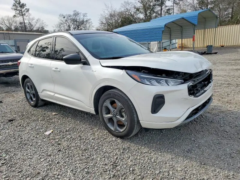 2024 FORD ESCAPE ST LINE  